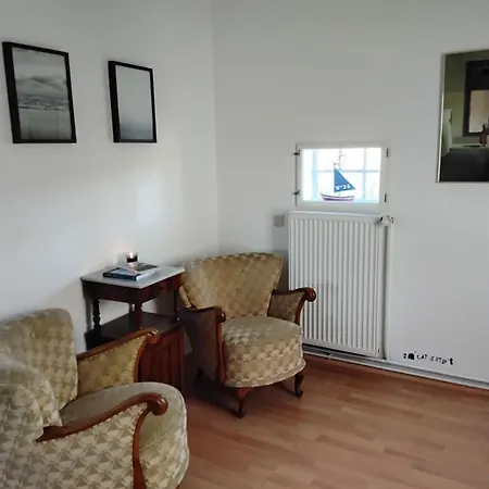 Auf Zwei Etagen Mit Gartennutzung Ferienhaus