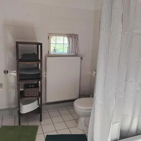 Ferienhaus Auf Zwei Etagen Mit Gartennutzung Norderfriedrichskoog