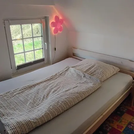 Auf Zwei Etagen Mit Gartennutzung Holiday home